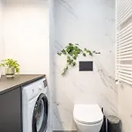 Herbu Oksza Ursus Ac Parking By Mia Apartmán