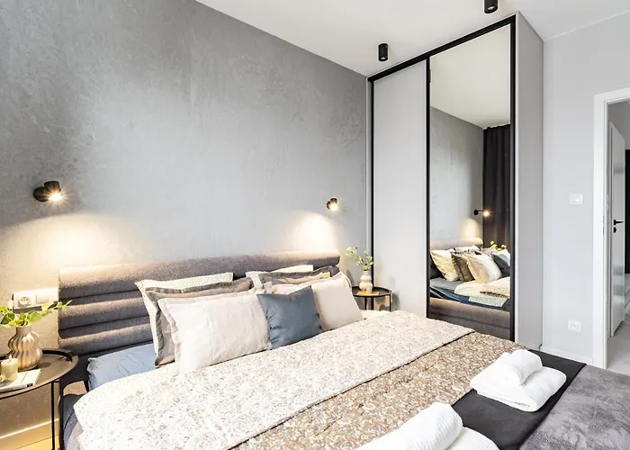 Herbu Oksza Ursus Ac Parking By Mia Apartmán *