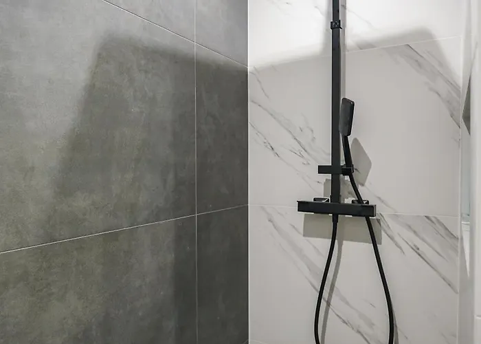 Herbu Oksza Ursus Ac Parking By Mia Apartmán *